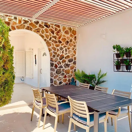 Mit Privatpool Fuer 6 Personen Ca 105 M In Faliraki, Aegaeis Rhodos *